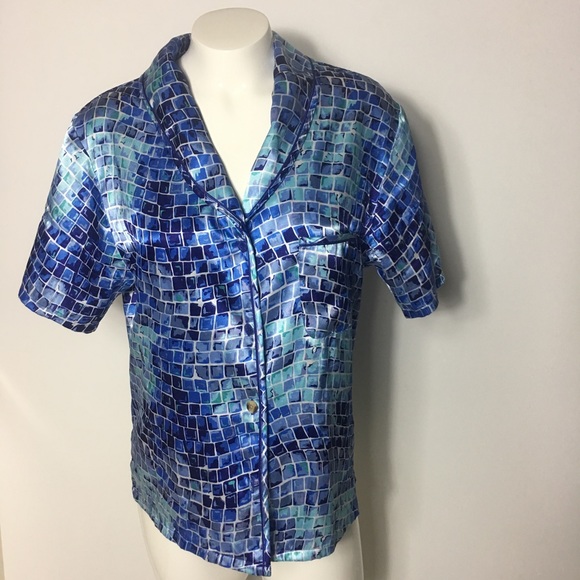 Victoria’s Secret Button Down Top pajama shirt sm - Picture 1 of 6